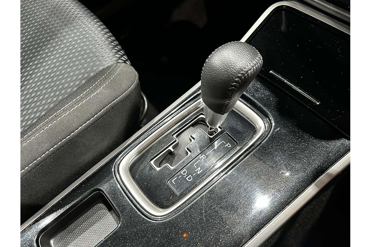 2019 Mitsubishi Outlander LS ZL