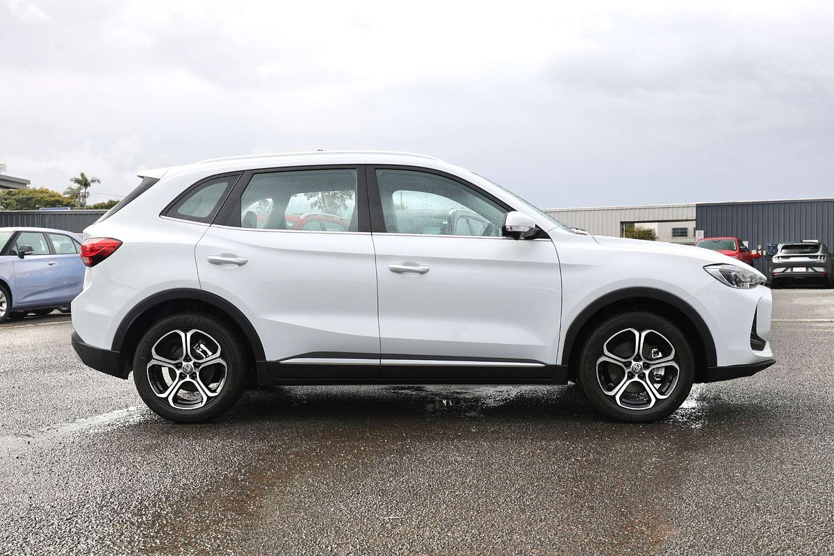 2025 MG ZS Essence ZS32