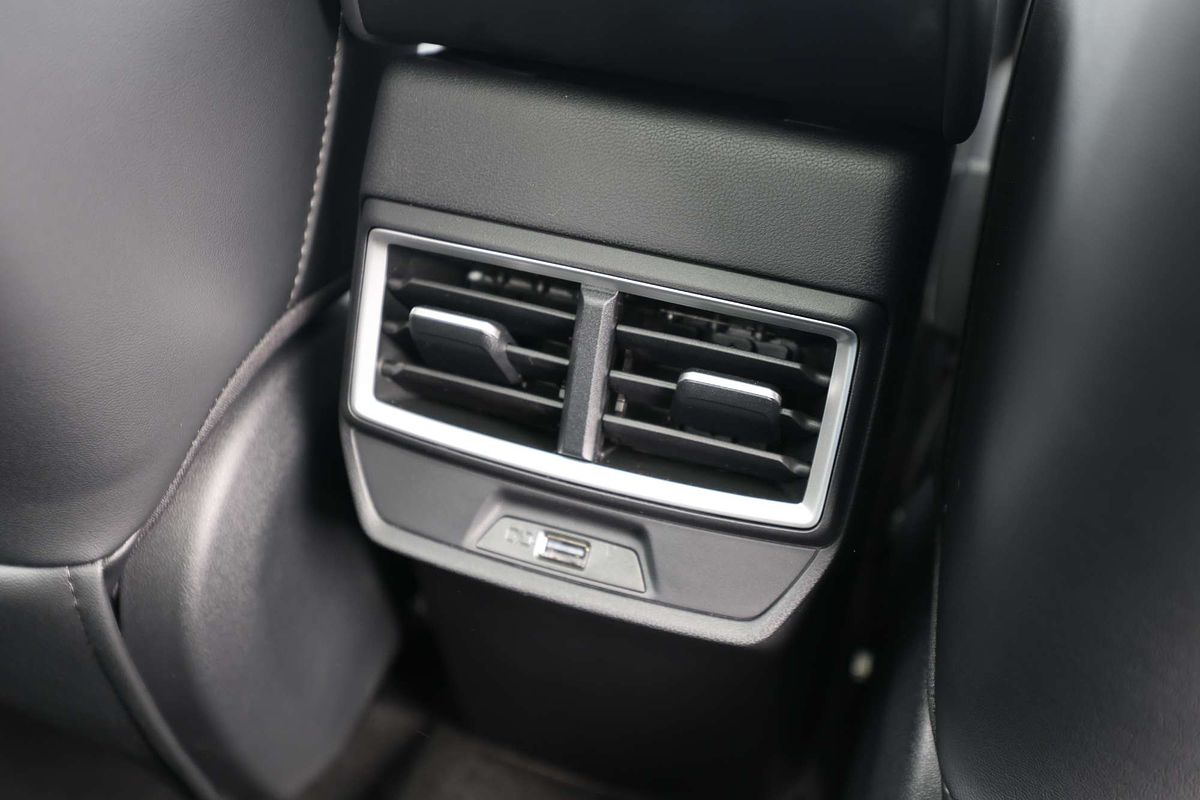 2025 MG ZS Essence ZS32