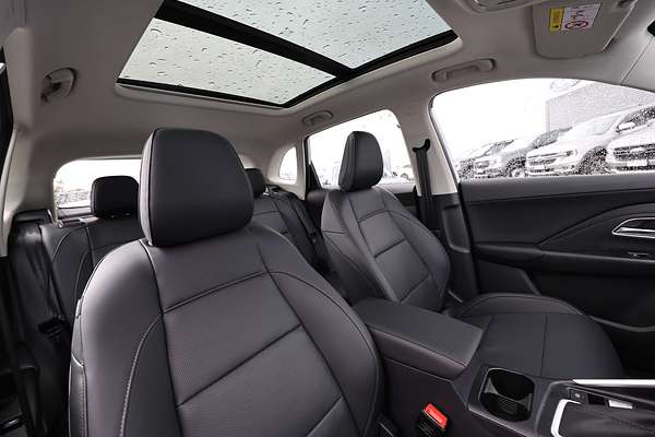 2025 MG ZS Essence ZS32