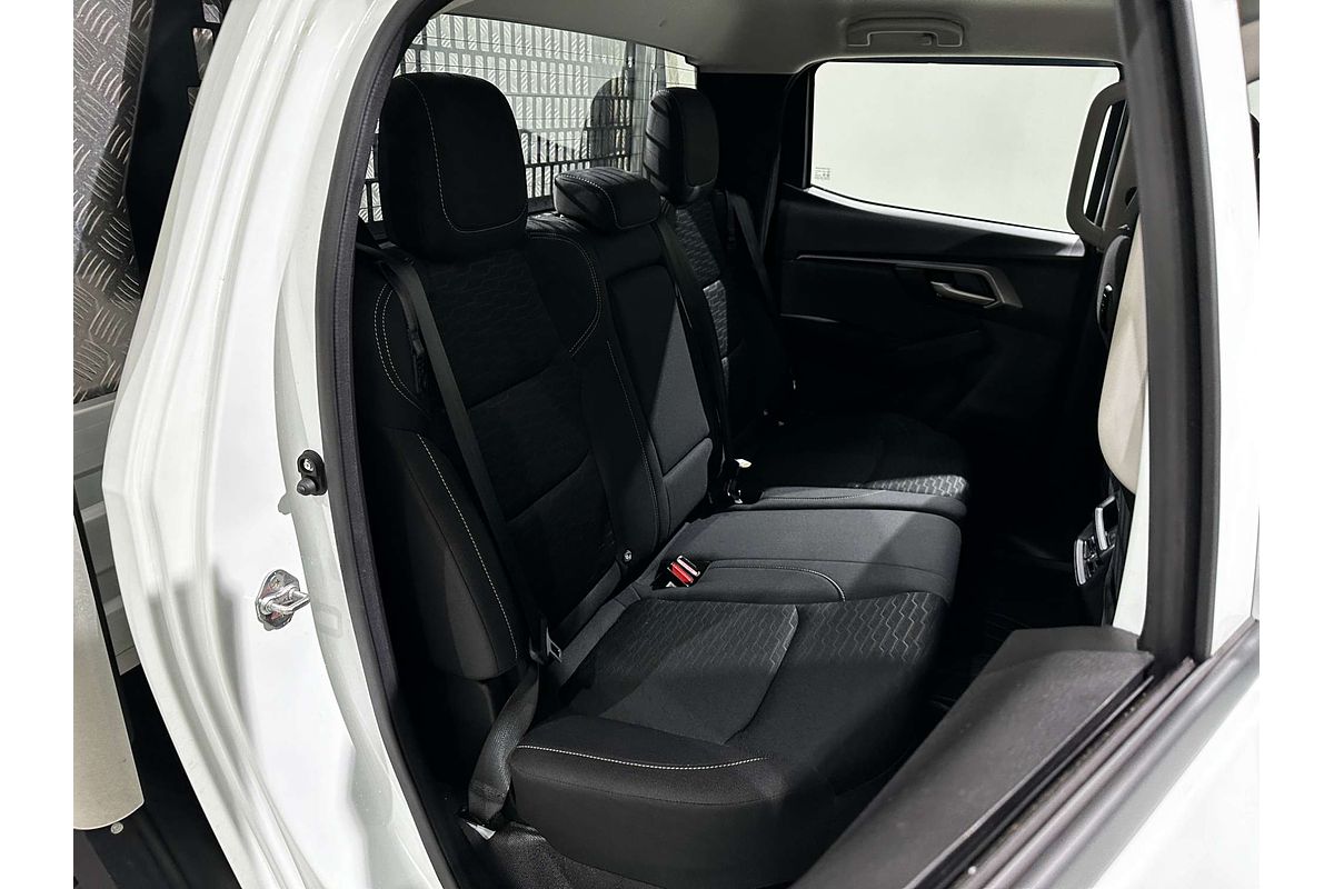 2024 Isuzu D-MAX LS-M  4X4