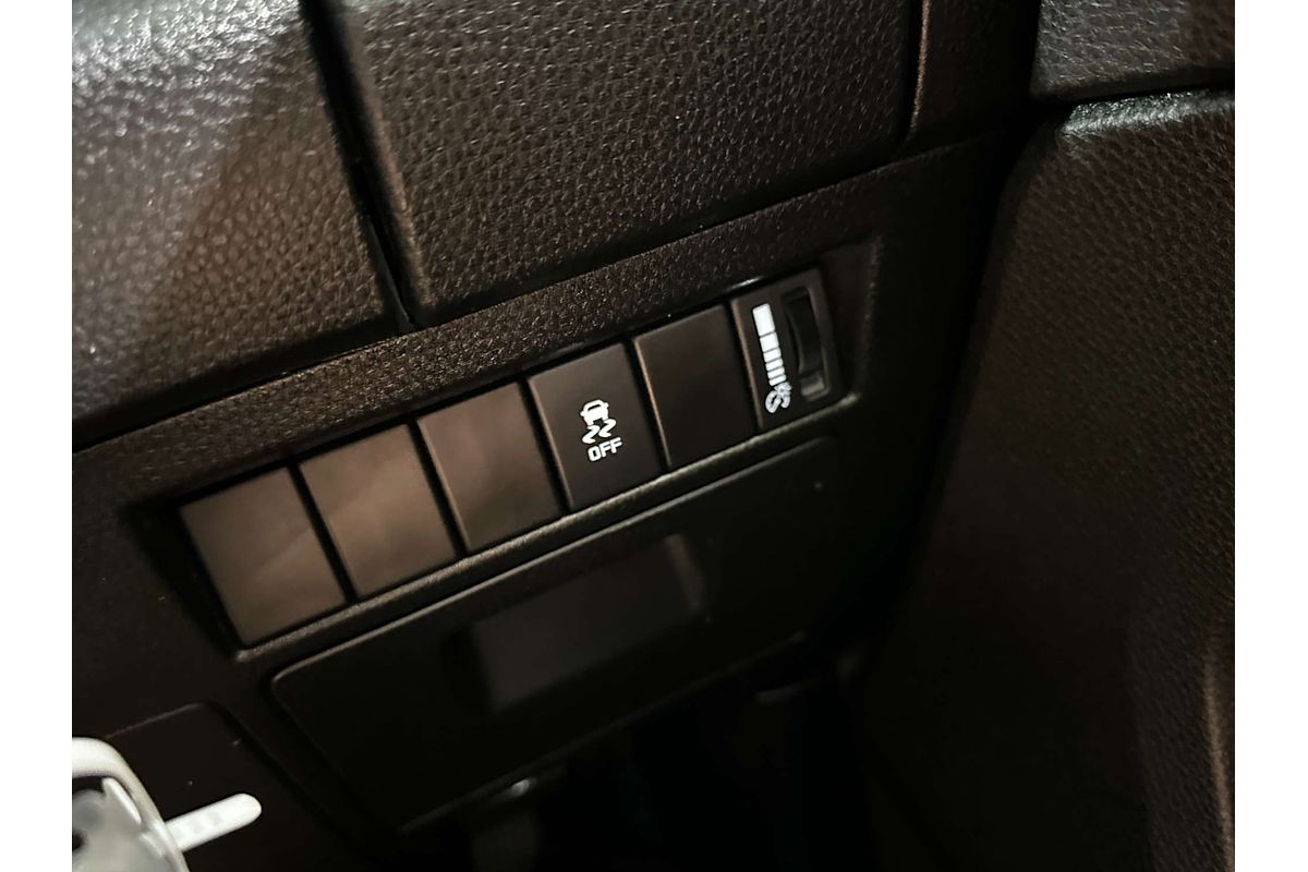 2024 Isuzu D-MAX LS-M  4X4