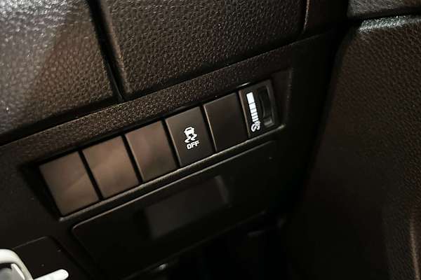 2024 Isuzu D-MAX LS-M  4X4