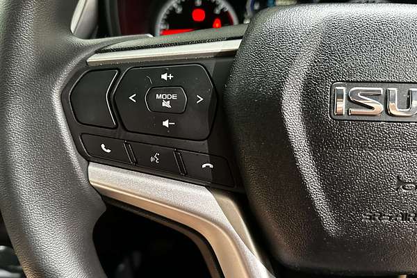 2024 Isuzu D-MAX LS-M  4X4