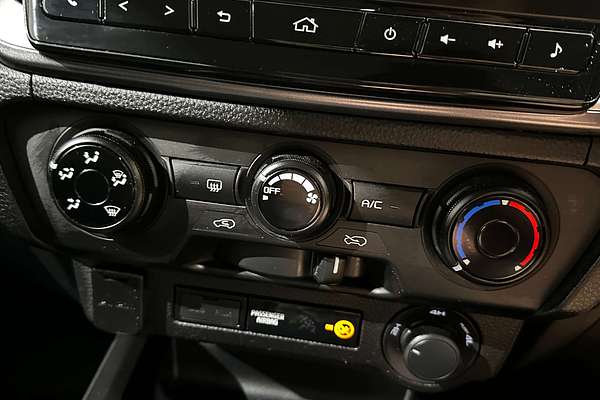 2024 Isuzu D-MAX LS-M  4X4