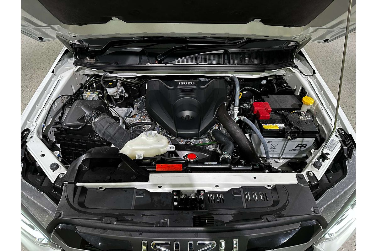 2024 Isuzu D-MAX LS-M  4X4
