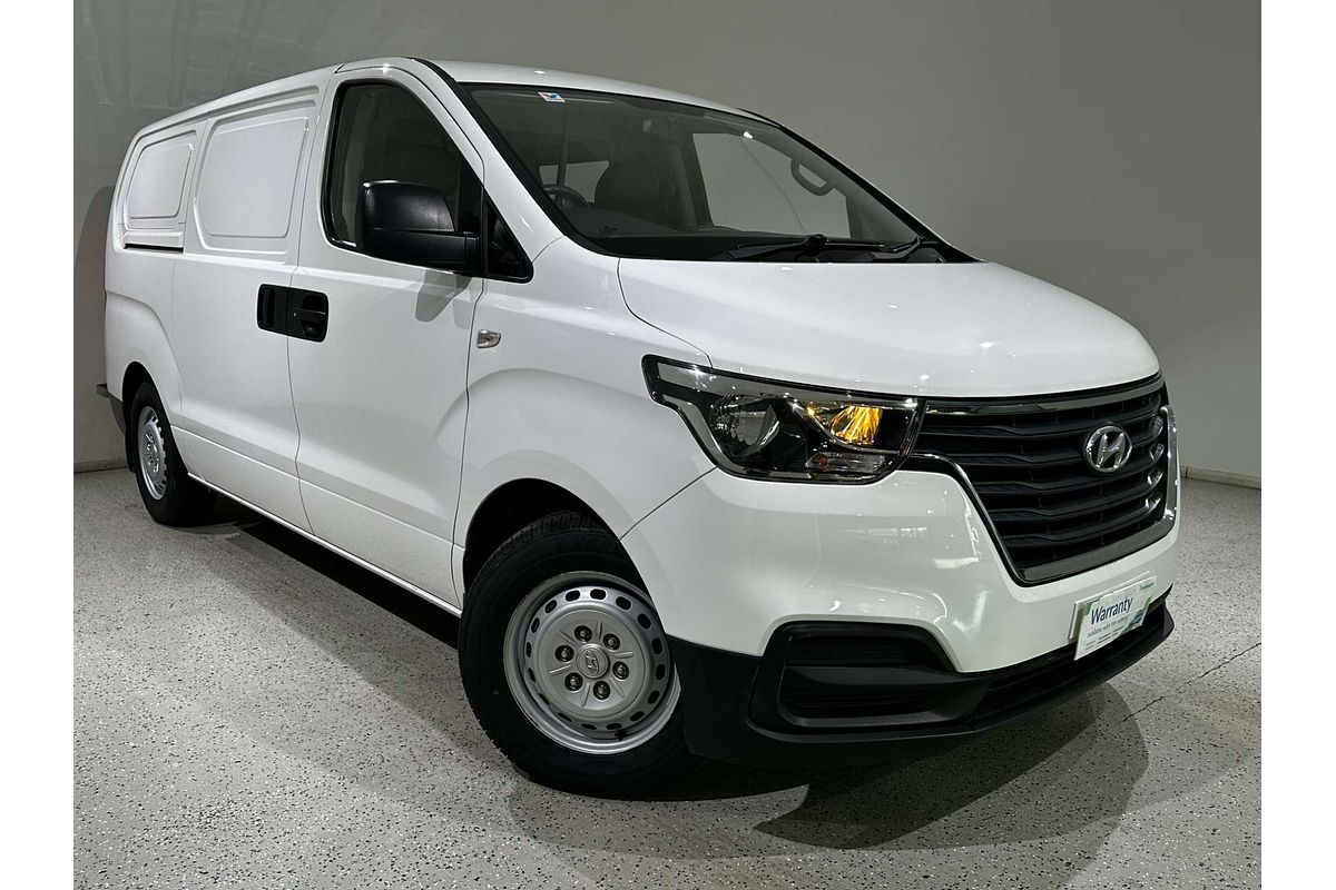 2021 Hyundai iLoad  TQ4