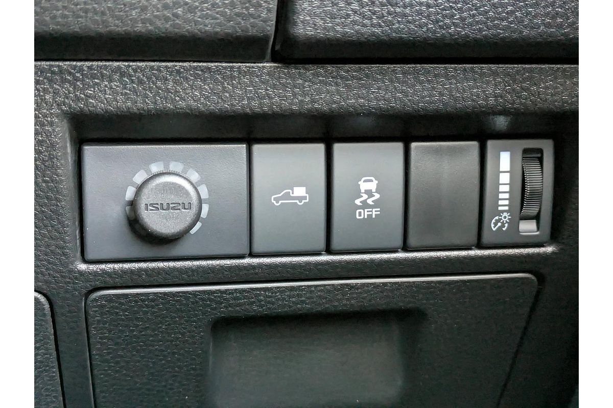 2025 Isuzu D-MAX LS-U+ 4X4