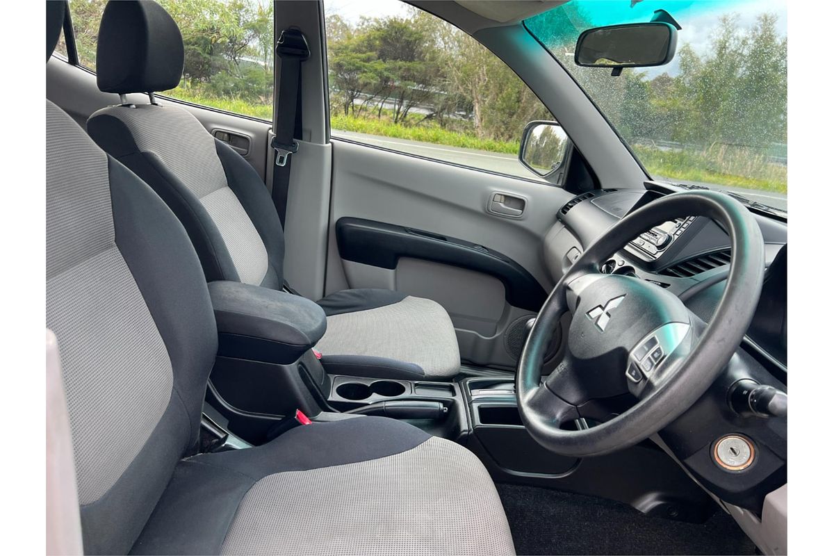 2012 Mitsubishi Triton GLX MN Rear Wheel Drive