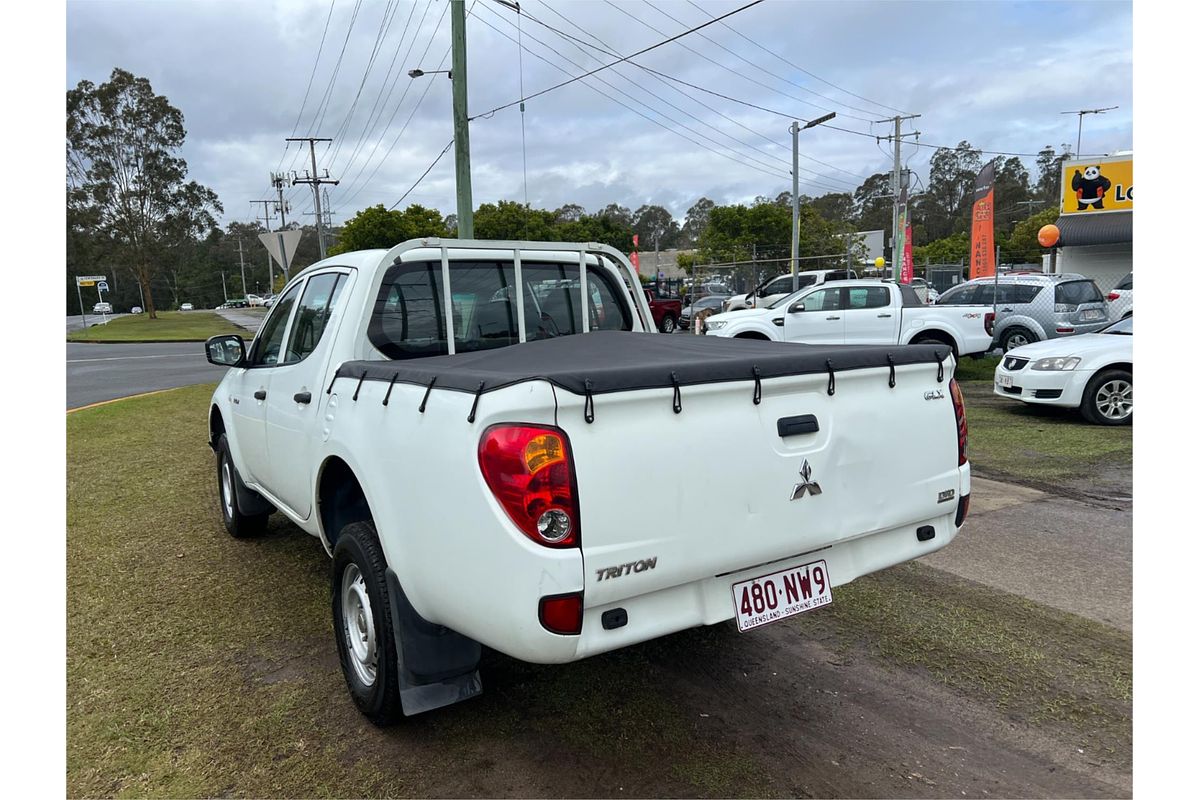 2012 Mitsubishi Triton GLX MN Rear Wheel Drive