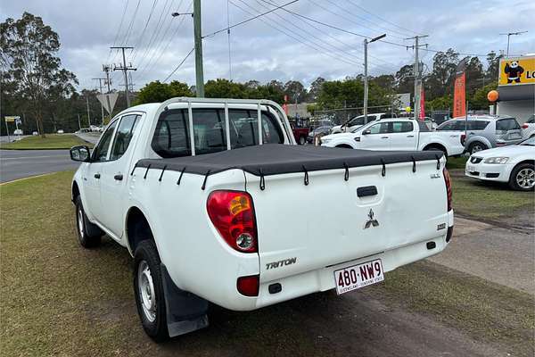 2012 Mitsubishi Triton GLX MN Rear Wheel Drive