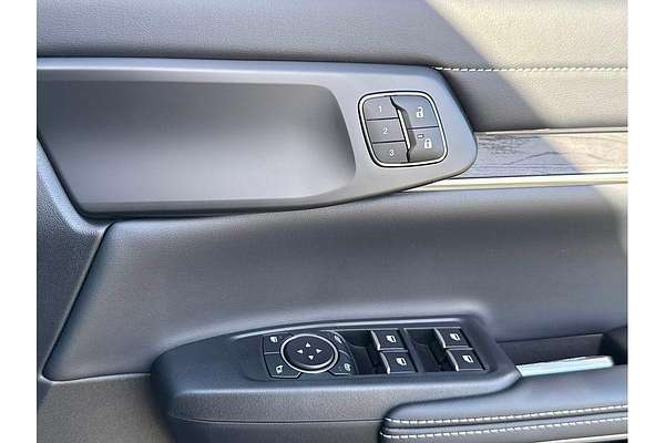2025 Ford Everest Platinum 3.0L