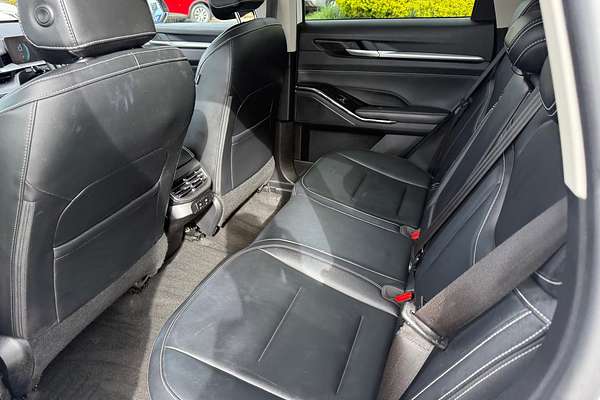 2022 GWM Haval H6 Lux Hybrid B01