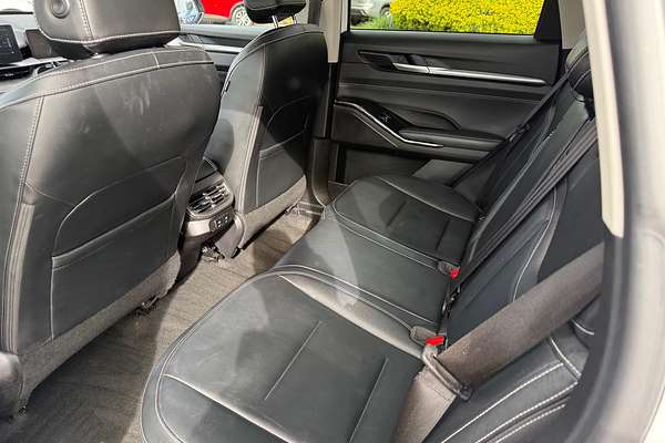 2022 GWM Haval H6 Lux Hybrid B01