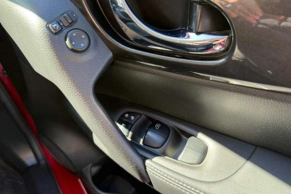 2017 Nissan X-TRAIL TS T32 Series II