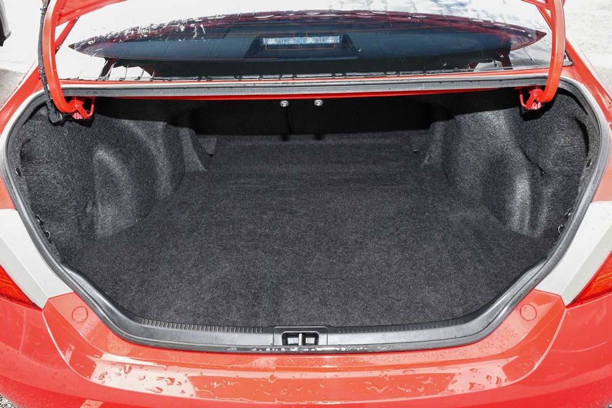 2016 Toyota Camry RZ ASV50R