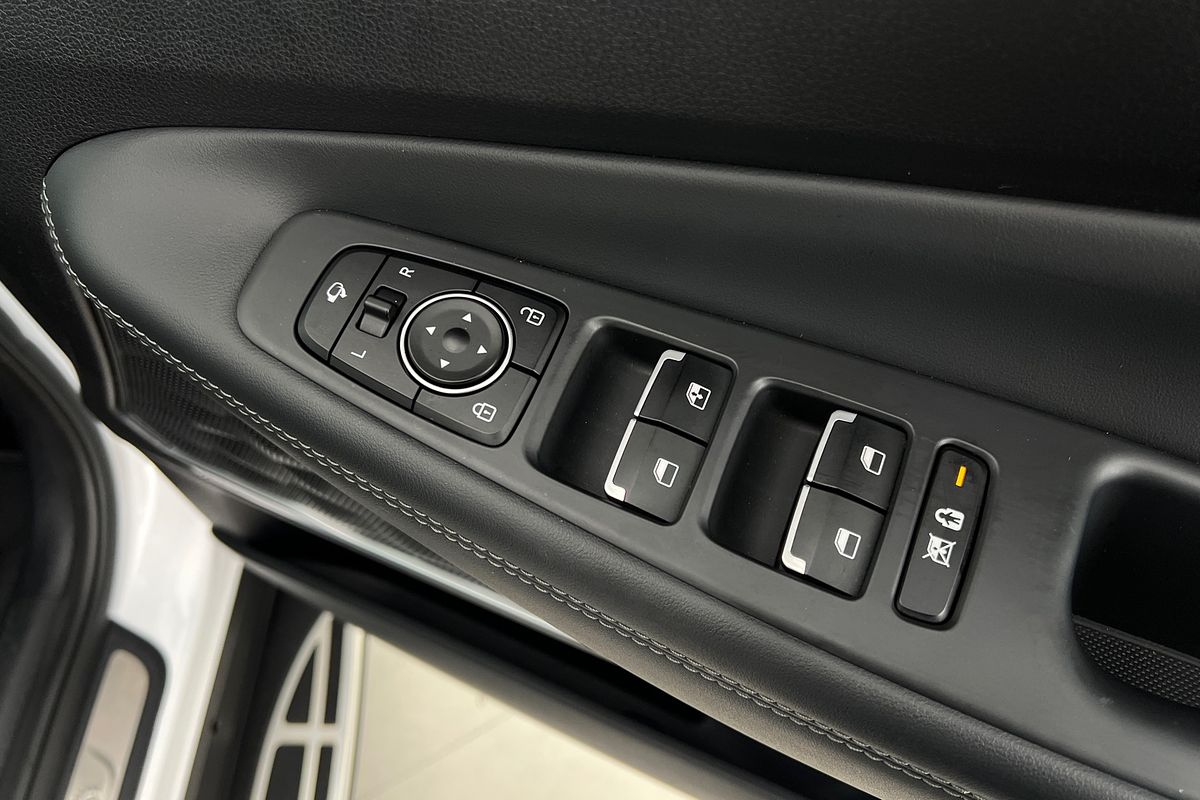 2019 Hyundai Santa Fe Highlander TM.2