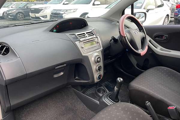 2006 Toyota Yaris YR NCP90R