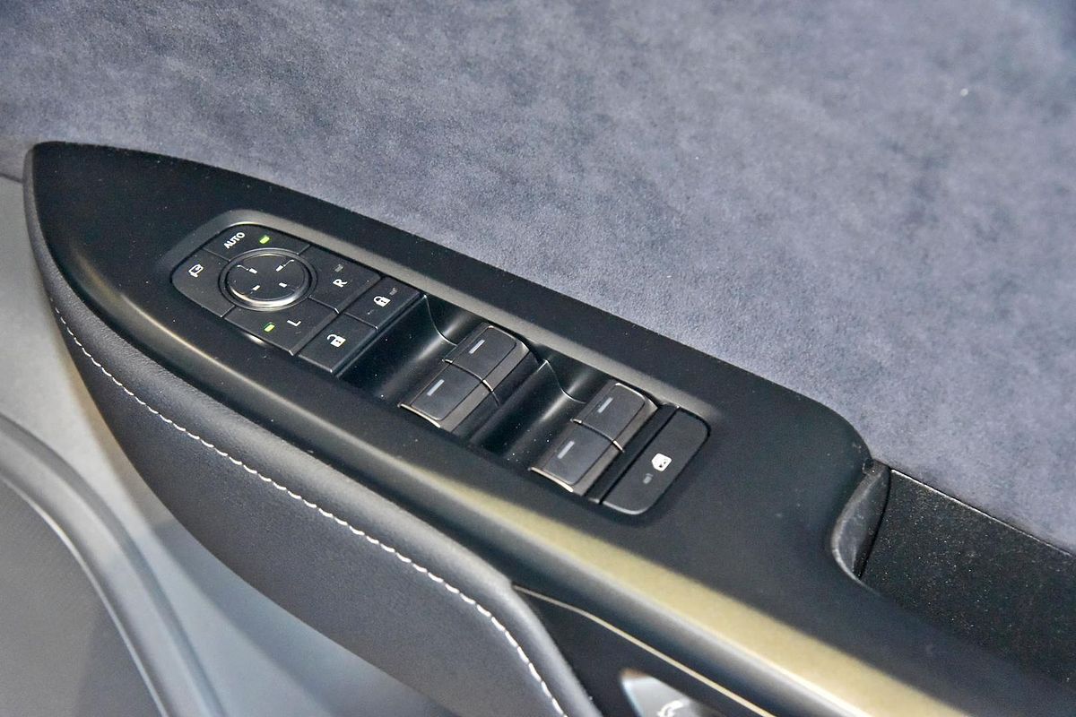 2023 Lexus RZ RZ450e Sports Luxury XEBM15R
