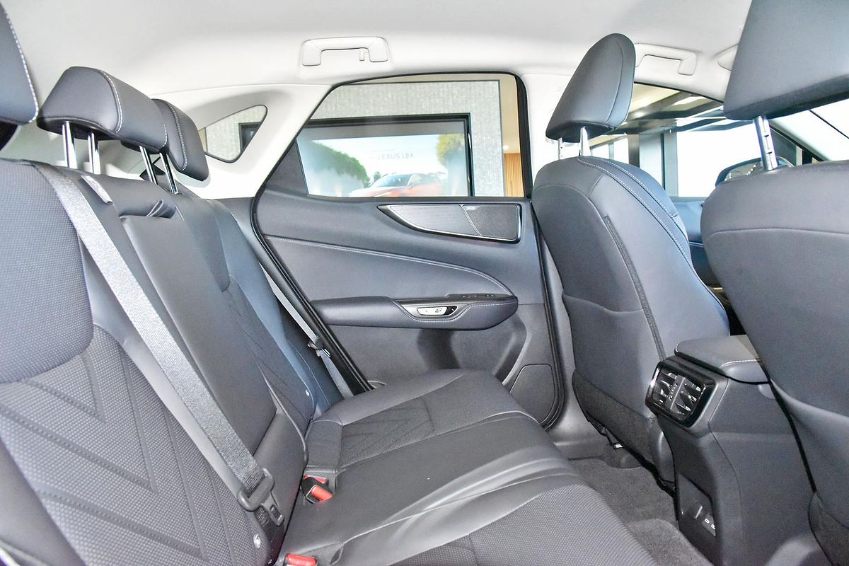 2023 Lexus NX NX350h Sports Luxury AAZH20R