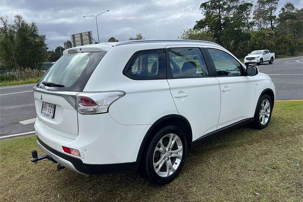 2014 Mitsubishi Outlander ES ZJ