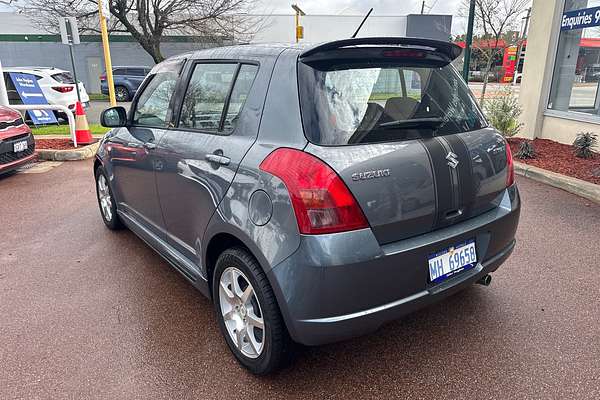 2007 Suzuki Swift RS415