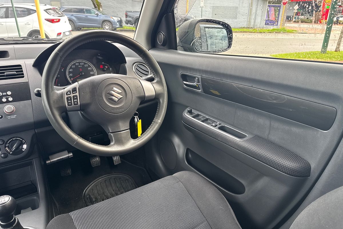 2007 Suzuki Swift RS415