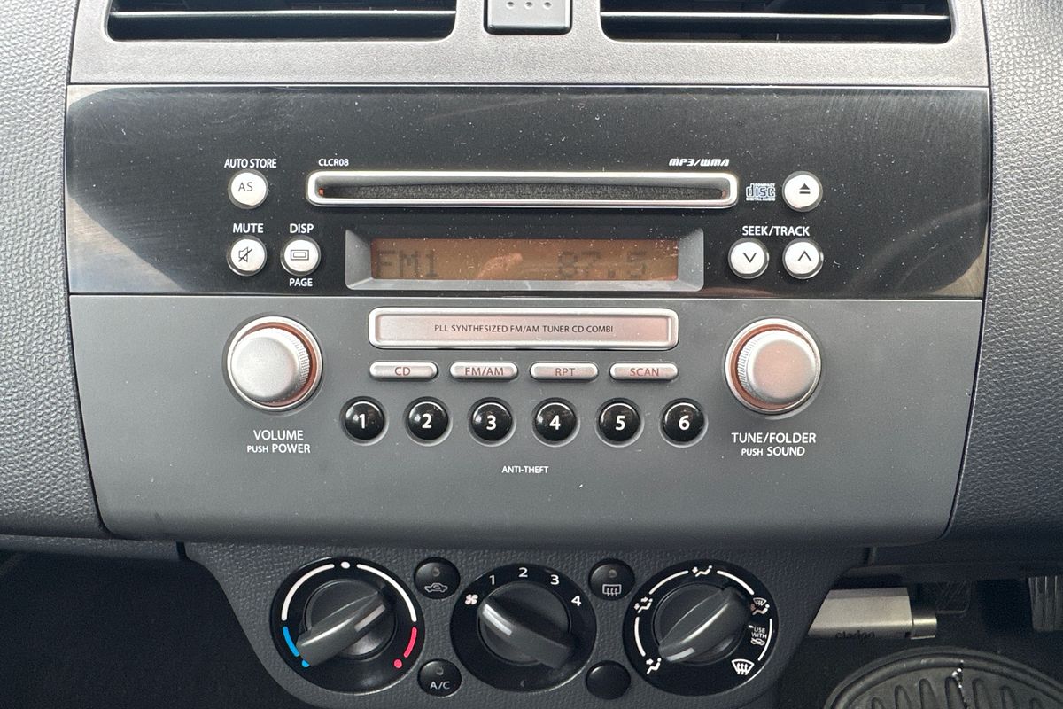 2007 Suzuki Swift RS415