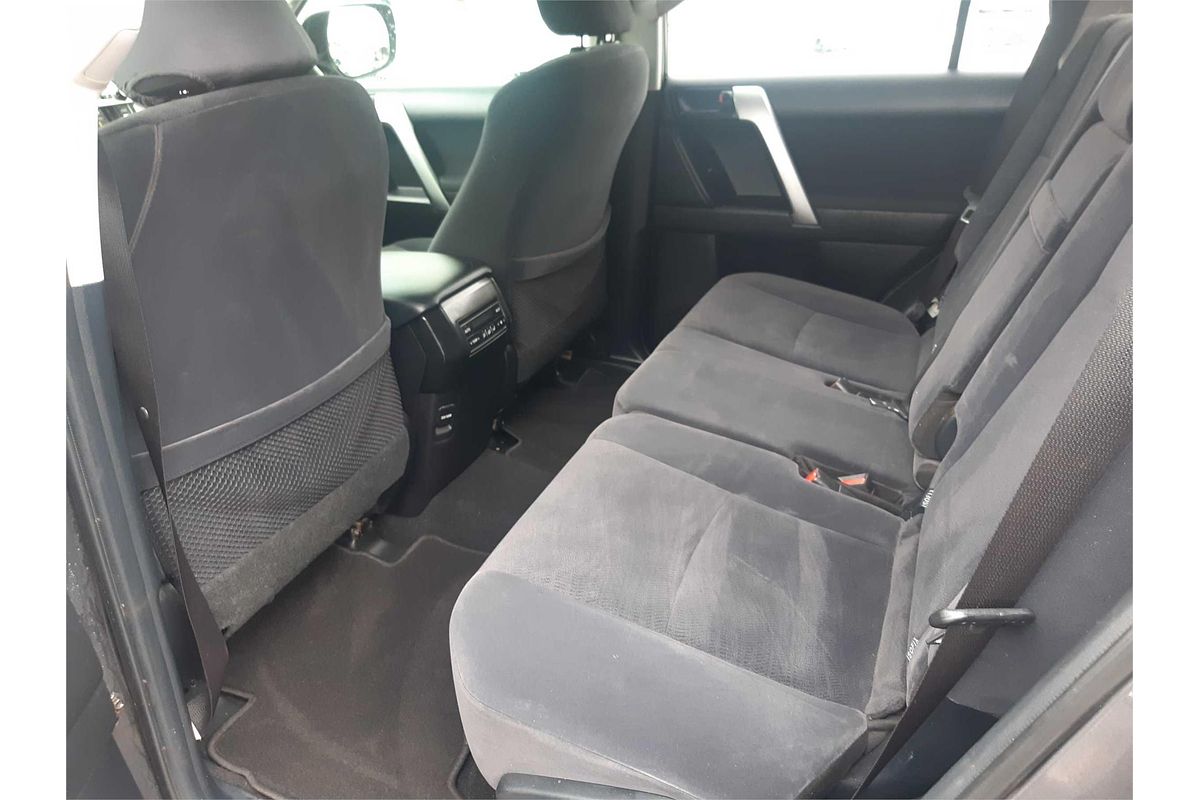 2016 Toyota Landcruiser GXL VDJ200R