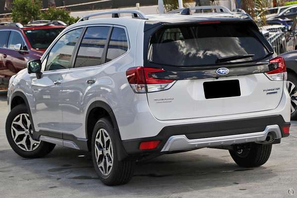 2025 Subaru Forester Hybrid L S5