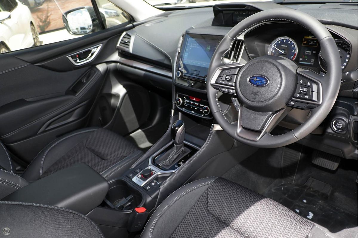 2025 Subaru Forester Hybrid L S5