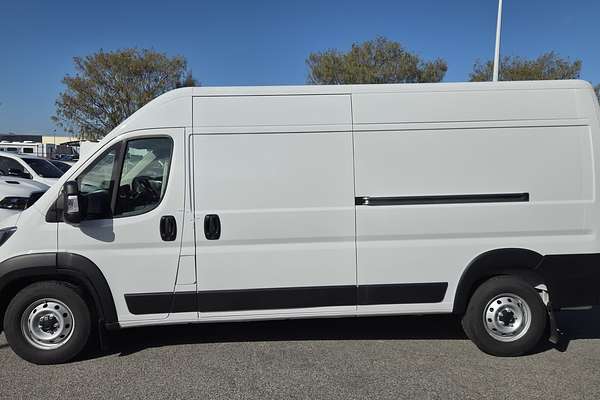2024 Fiat Ducato  Series 9 LWB