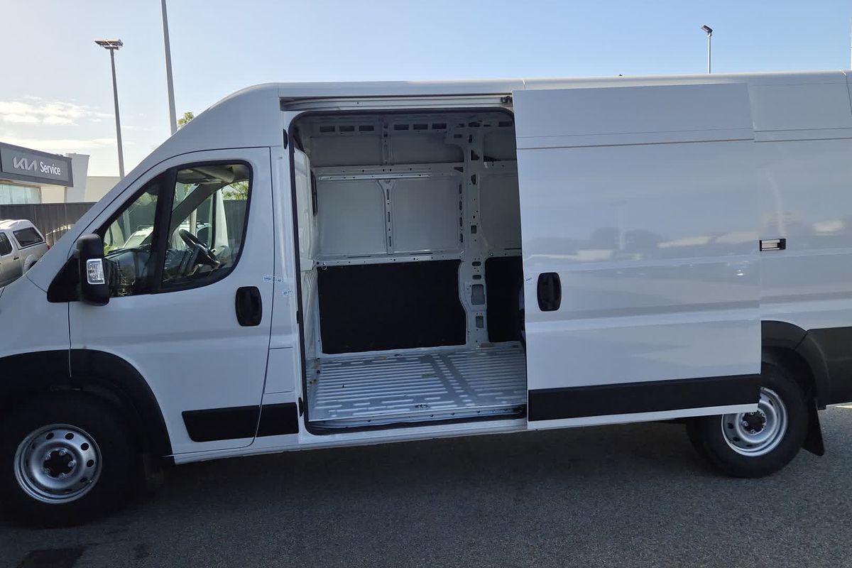 2024 Fiat Ducato  Series 9 LWB