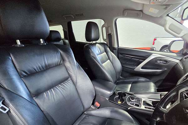2019 Mitsubishi Pajero Sport Black Edition QE