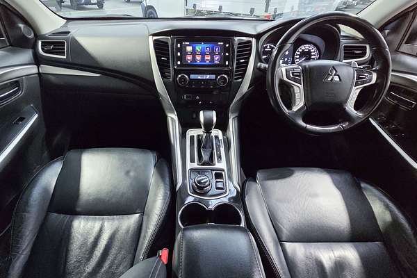 2019 Mitsubishi Pajero Sport Black Edition QE