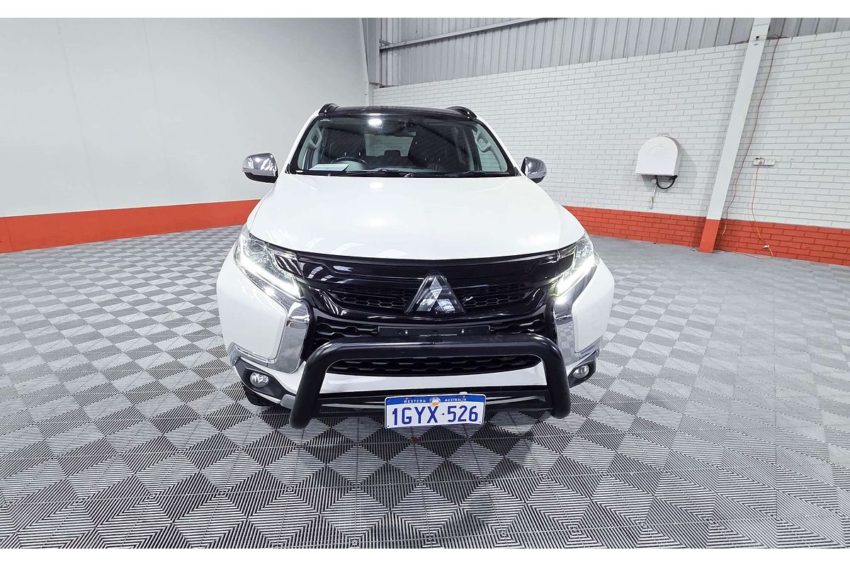 2019 Mitsubishi Pajero Sport Black Edition QE