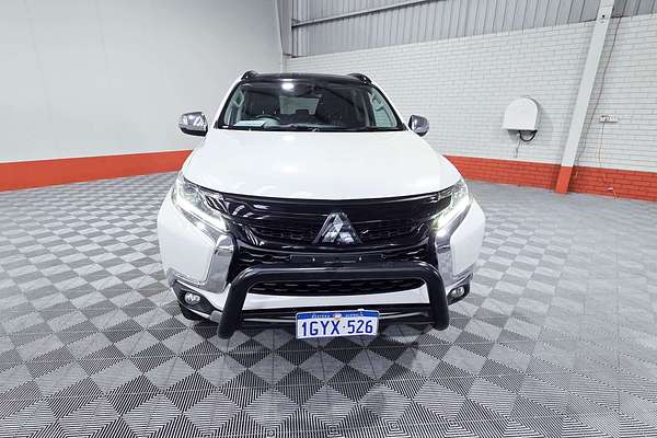 2019 Mitsubishi Pajero Sport Black Edition QE