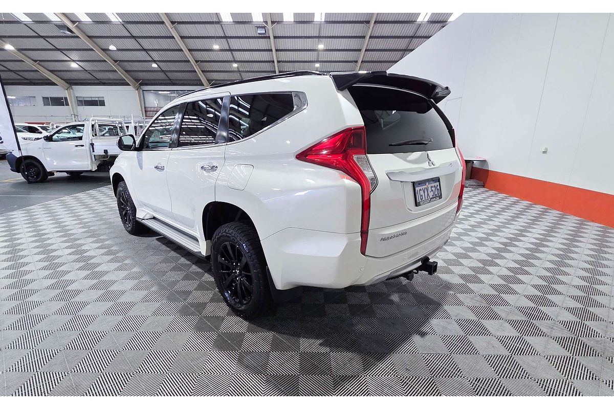 2019 Mitsubishi Pajero Sport Black Edition QE