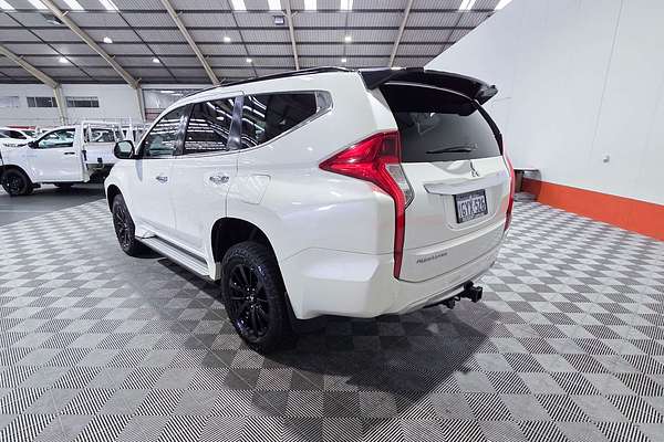 2019 Mitsubishi Pajero Sport Black Edition QE