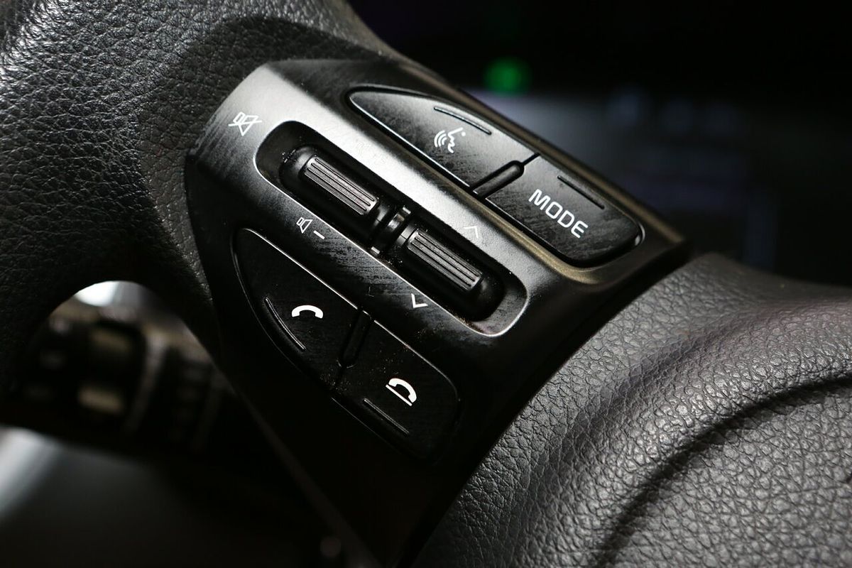 2024 Kia Stonic S YB