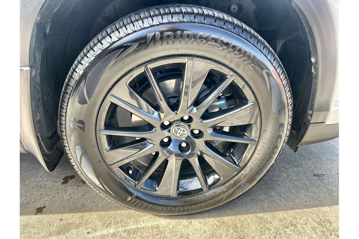 2019 Toyota Kluger Black Edition GSU55R