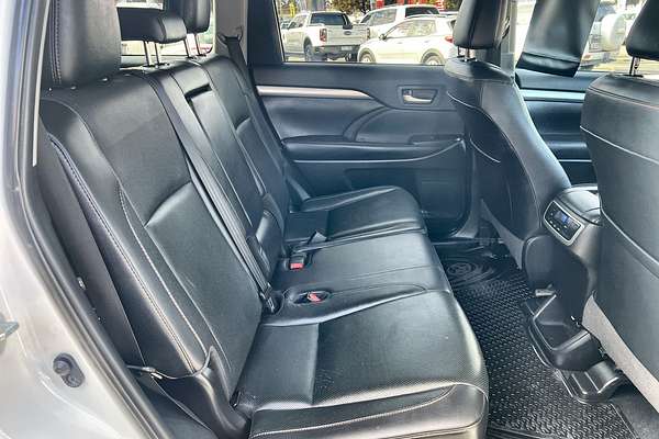 2019 Toyota Kluger Black Edition GSU55R