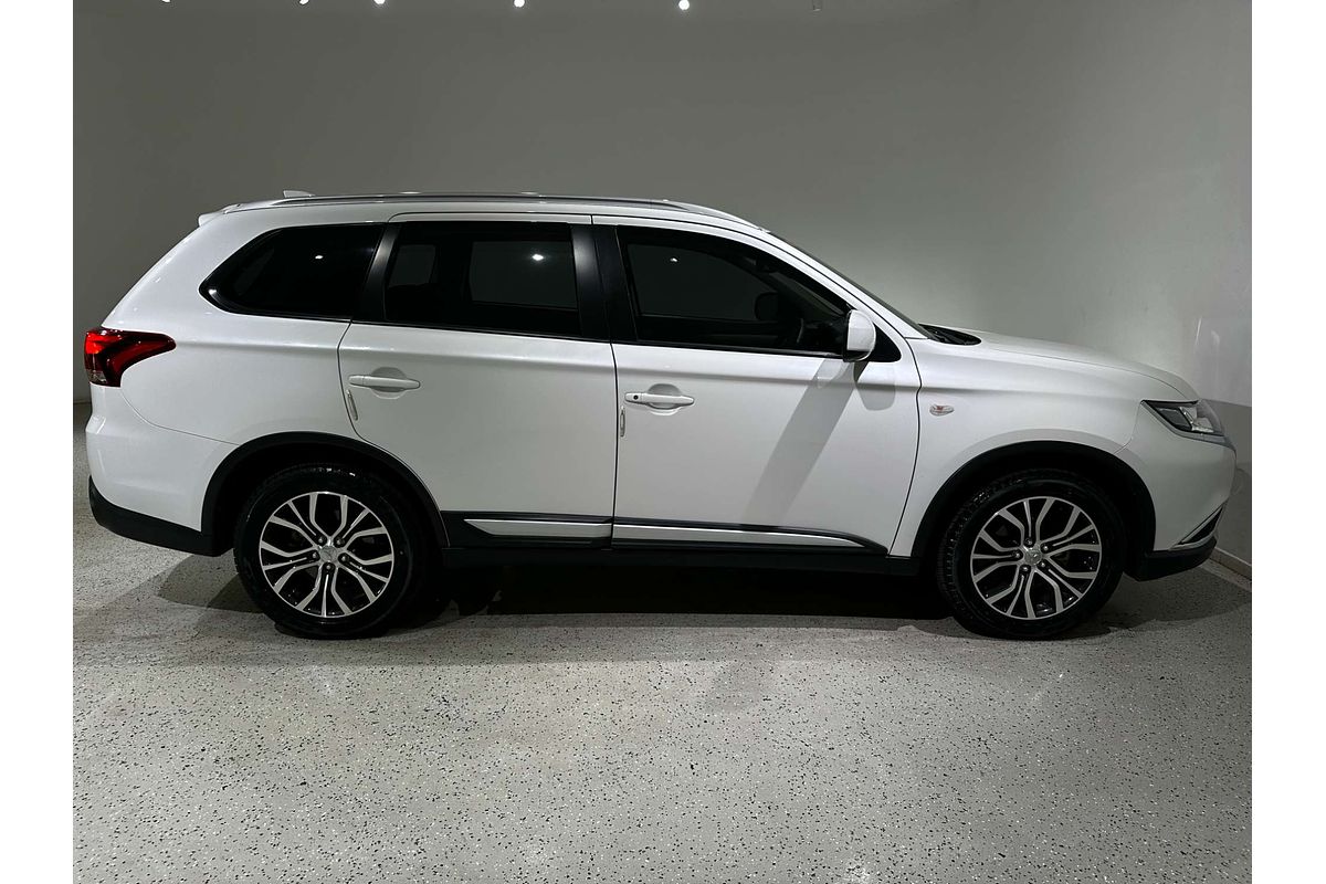 2018 Mitsubishi Outlander ES ADAS ZL