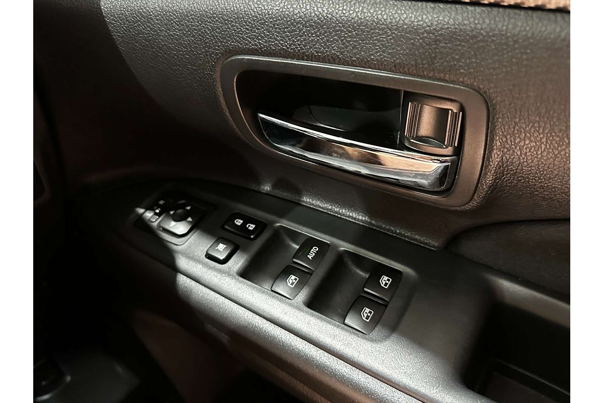 2018 Mitsubishi Outlander ES ADAS ZL