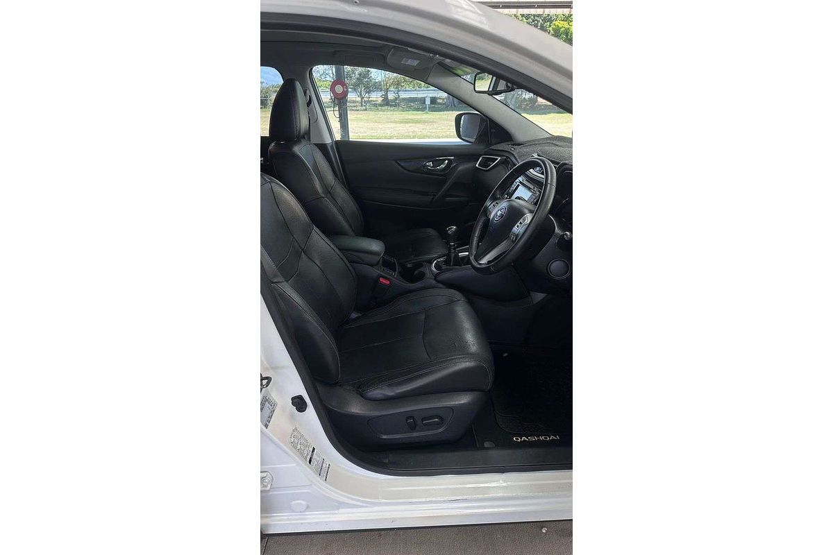 2017 Nissan QASHQAI Ti J11