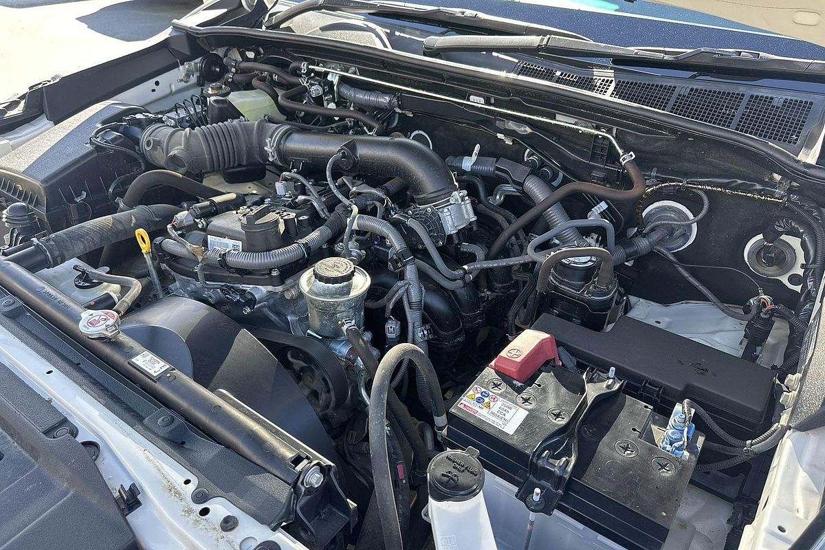 2021 Toyota Hilux Hilux 4x2 Workmate 2.7L Petrol Manual Single Cab C/C