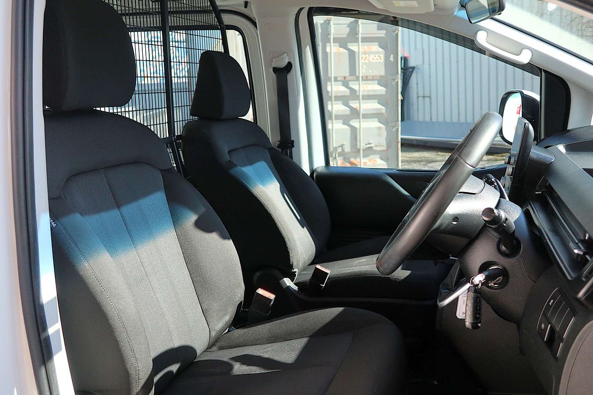 2022 Hyundai STARIA LOAD US4.V1