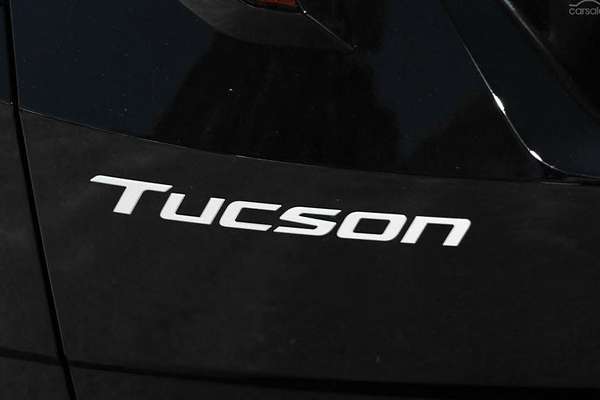 2025 Hyundai Tucson Elite N Line NX4.V3