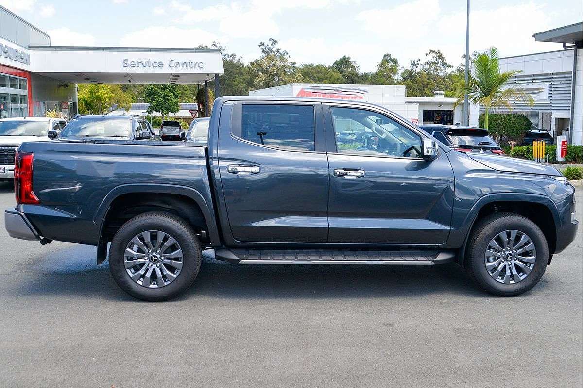 2025 Mitsubishi Triton GLS MV 4X4