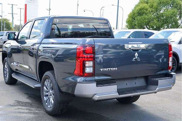 2025 Mitsubishi Triton GLS MV 4X4